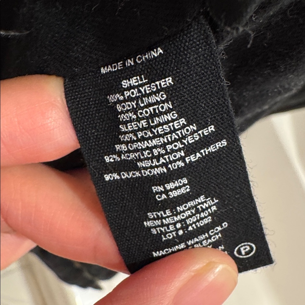 Theory Puffer Jacket - Picture 4 of 8